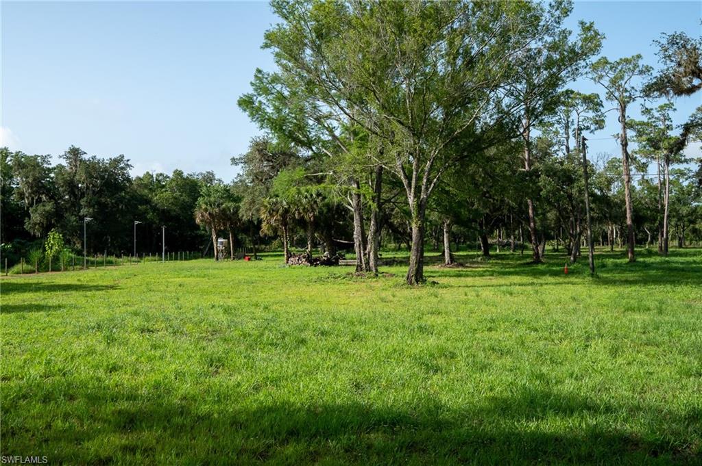 2115 Cr 78 Rd N Property Photo 2