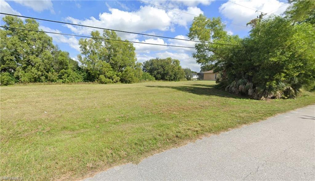 2221 25th Ter Property Photo 5