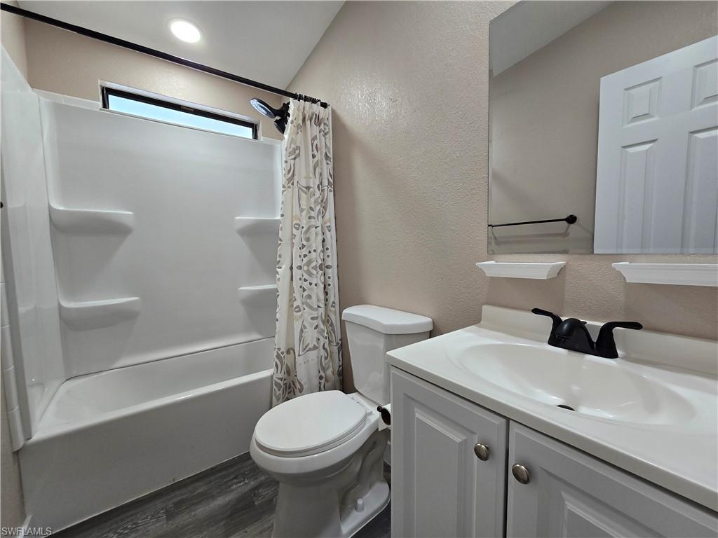 4701 Leilani Ln Property Photo 10