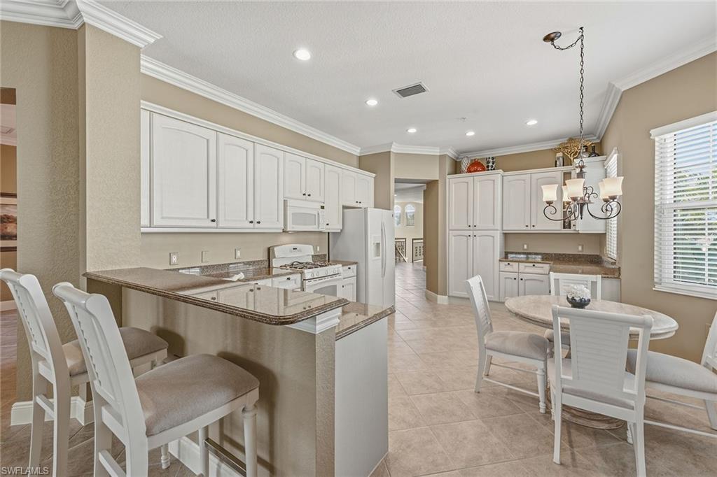9224 Campanile Cir 201 Property Photo 11