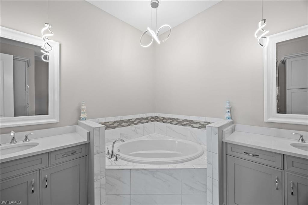 7781 Hawthorne Dr 3204 Property Photo 24