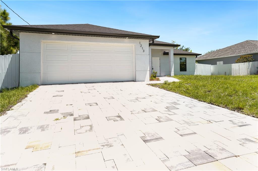 1213 22nd Pl Property Photo 3