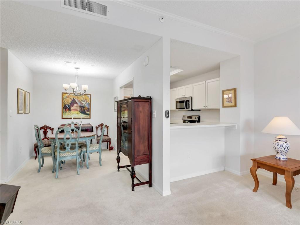 900 Arbor Lake Dr 9-301 Property Photo 4