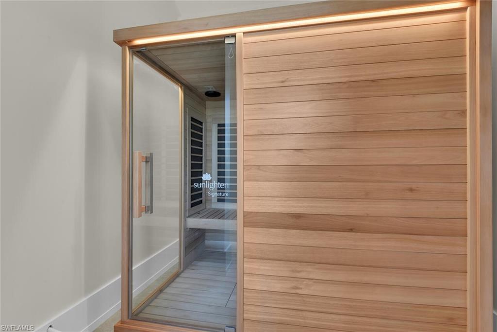 201 8th St S 209 Property Photo 34