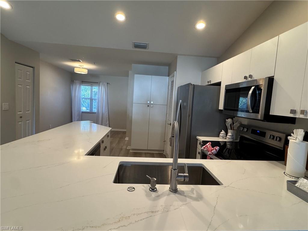 5045 Cedar Springs Dr 203 Property Photo 15