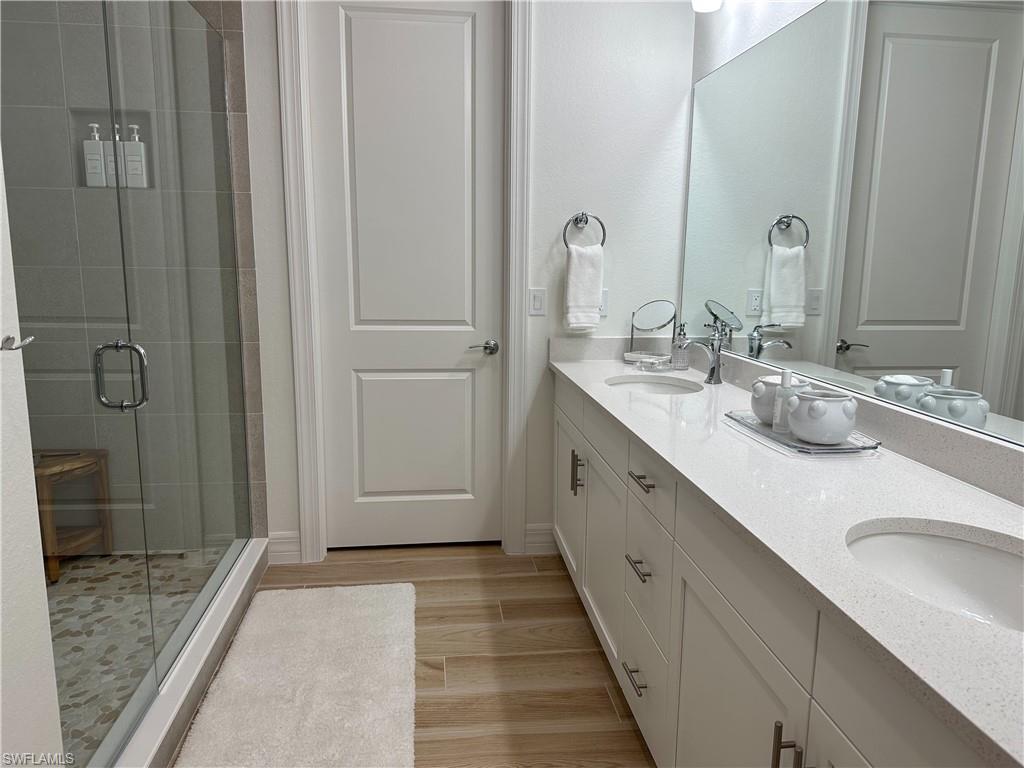 207 Indies Dr E # 201 Property Photo 12