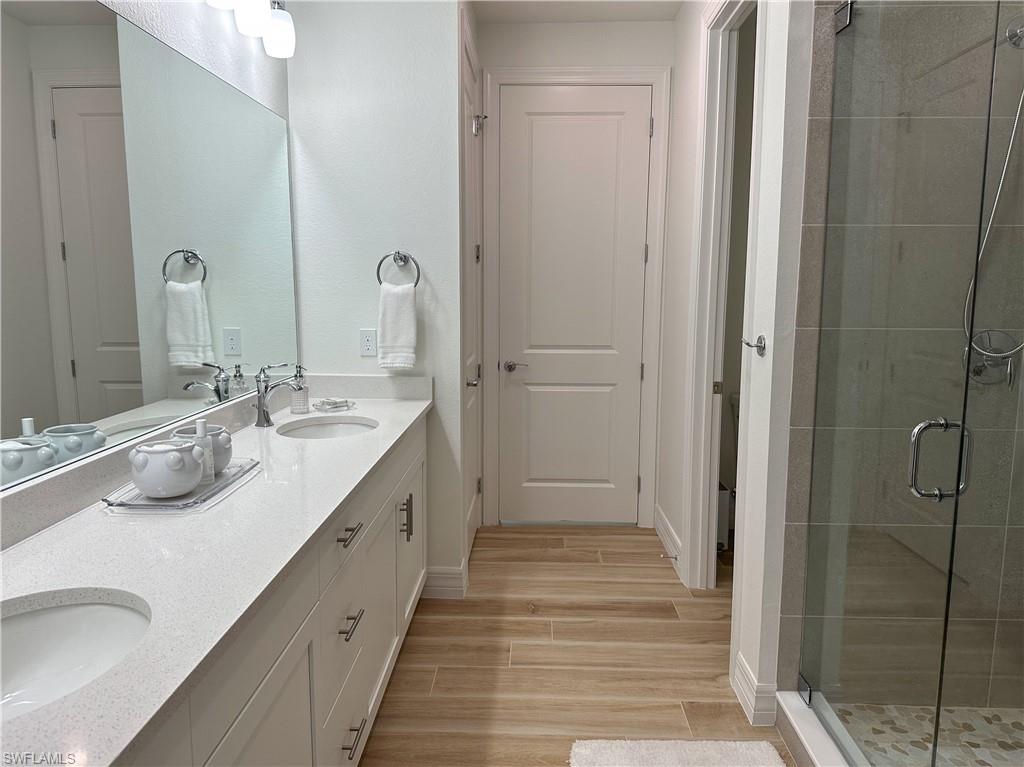 207 Indies Dr E # 201 Property Photo 13
