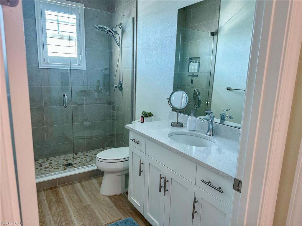 207 Indies Dr E # 201 Property Photo 17