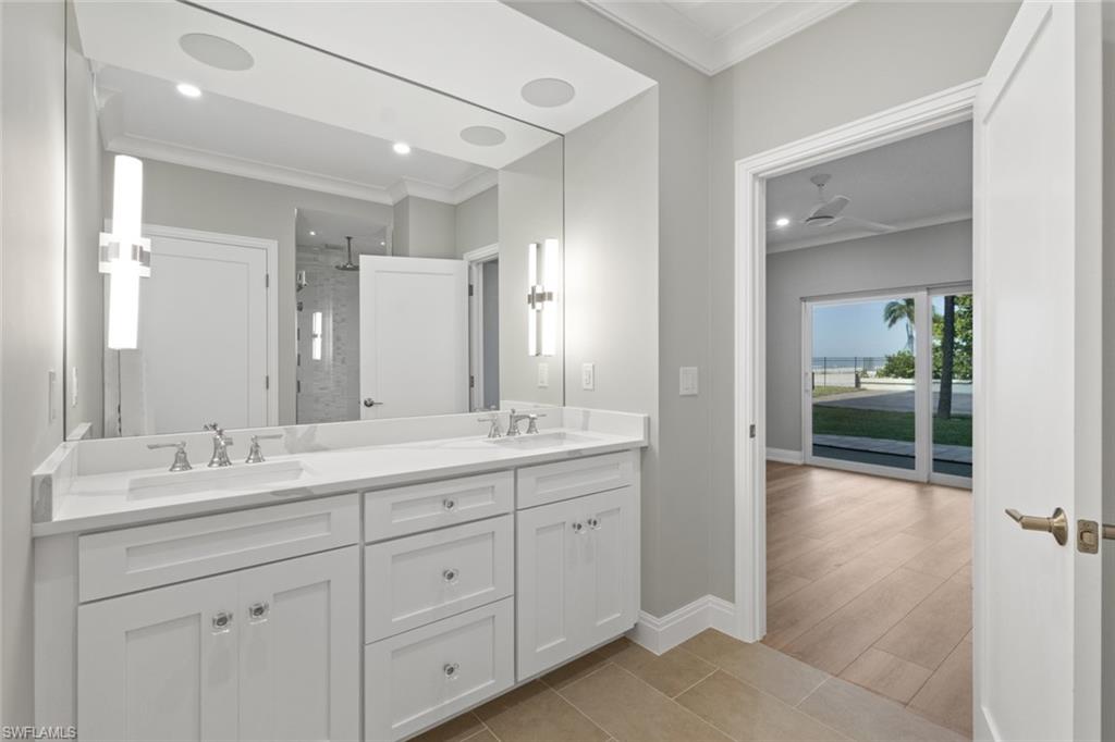 3399 Gulf Shore Blvd N 111 Property Photo 29
