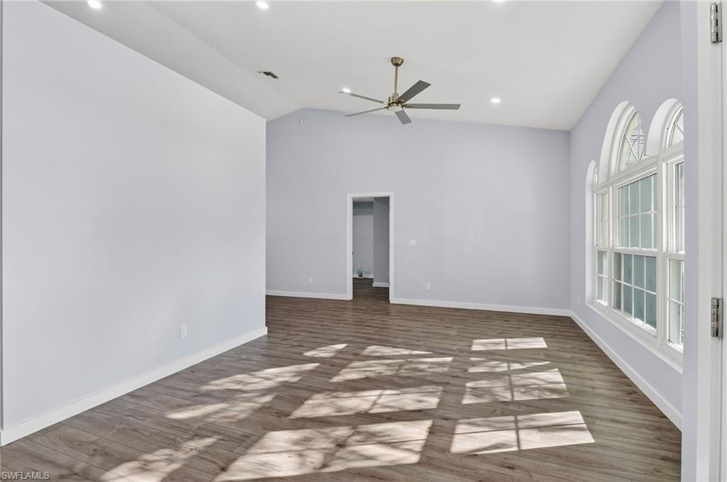 5191 Sunbury Ct Property Photo 6