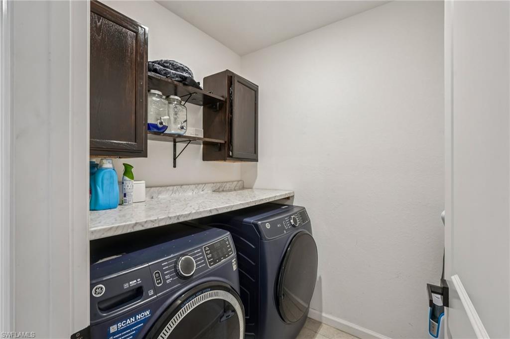 1905 17th Ave Property Photo 12
