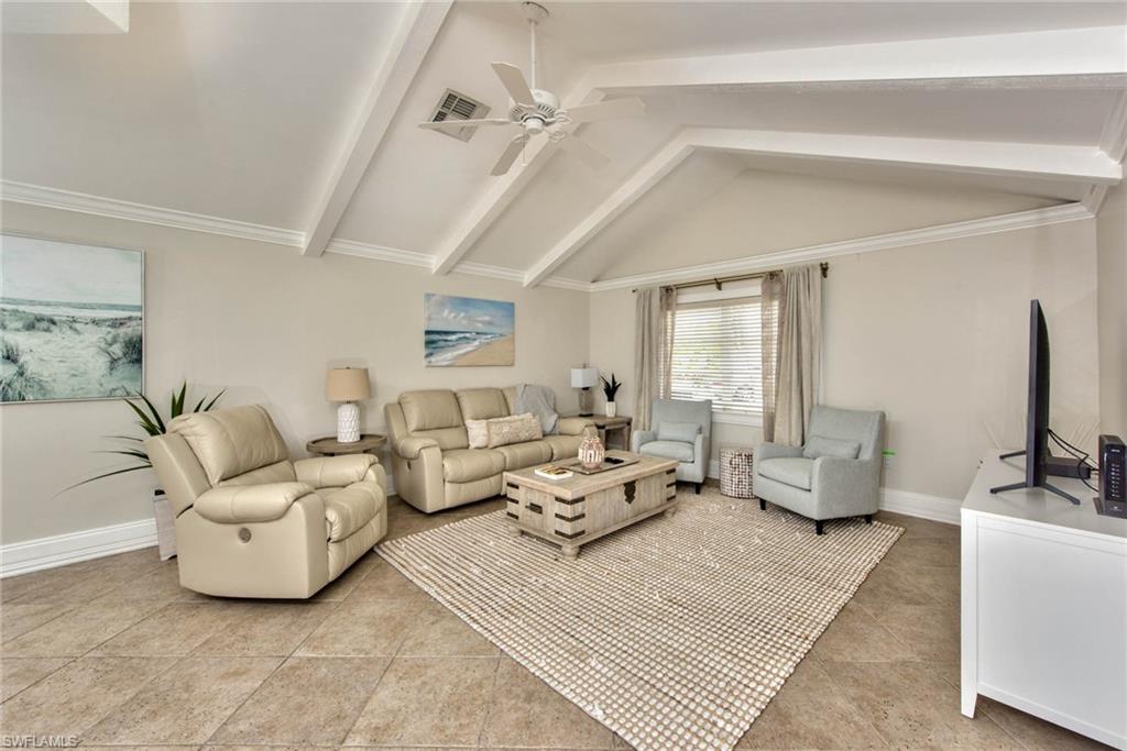 1614 Forest Lakes Blvd Property Photo 4