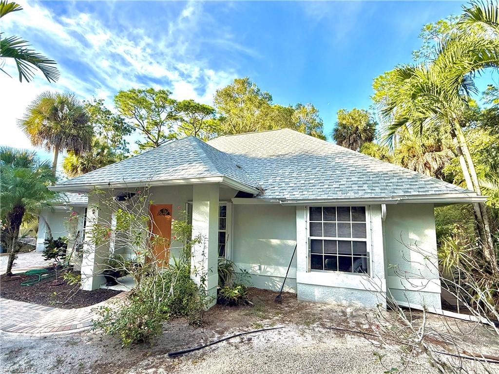 28062 Oak Ln Property Photo 2
