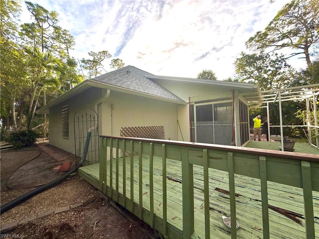 28062 Oak Ln Property Photo 10