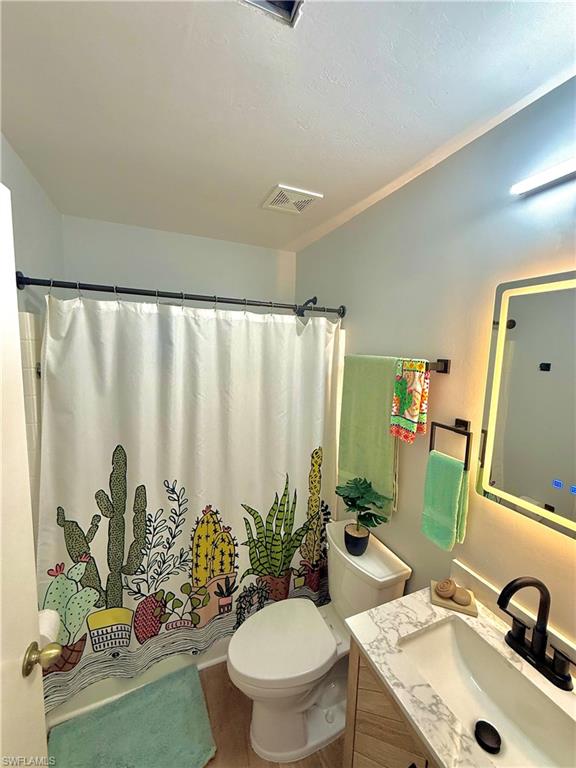 28062 Oak Ln Property Photo 13