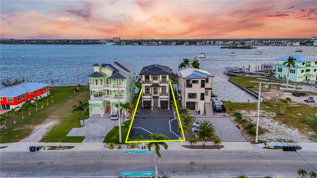 441 Estero Blvd Property Photo 2