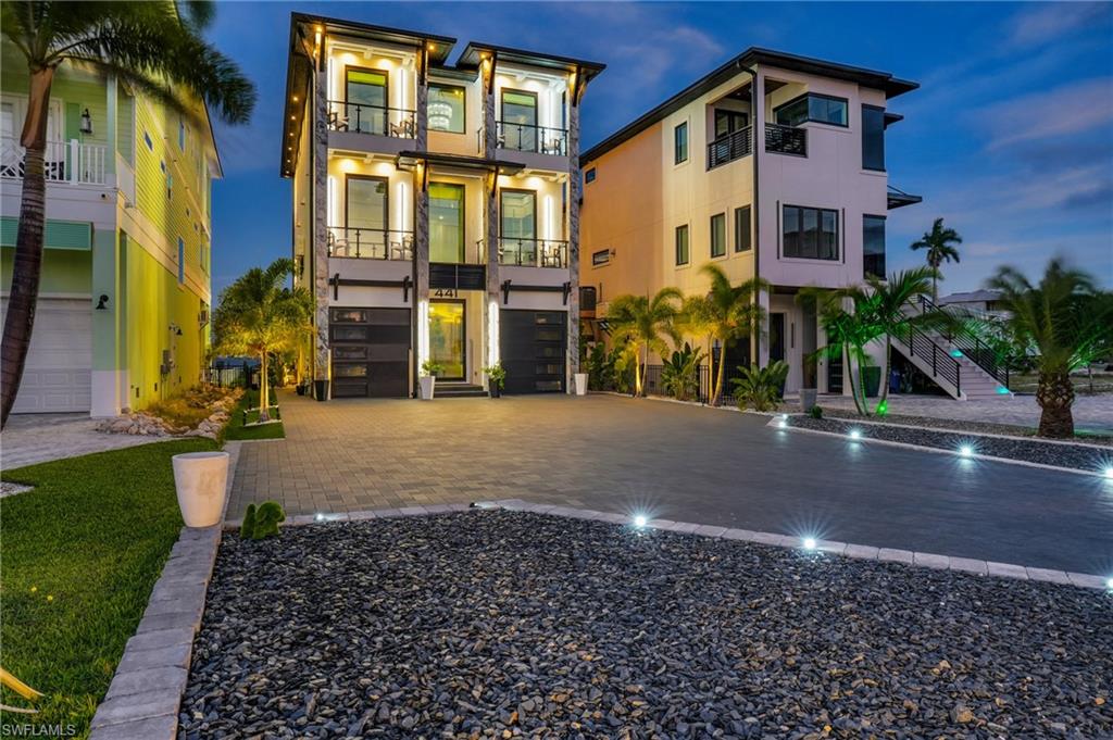 441 Estero Blvd Property Photo 4