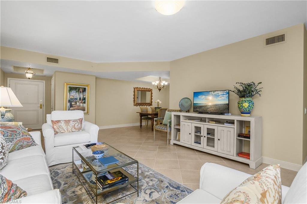 7225 Pelican Bay Blvd 204 Property Photo 3
