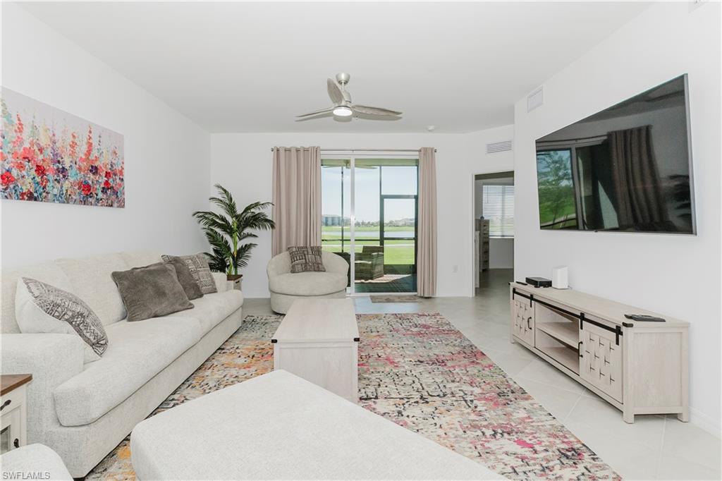 5467 Double Eagle Cir 3216 Property Photo 12