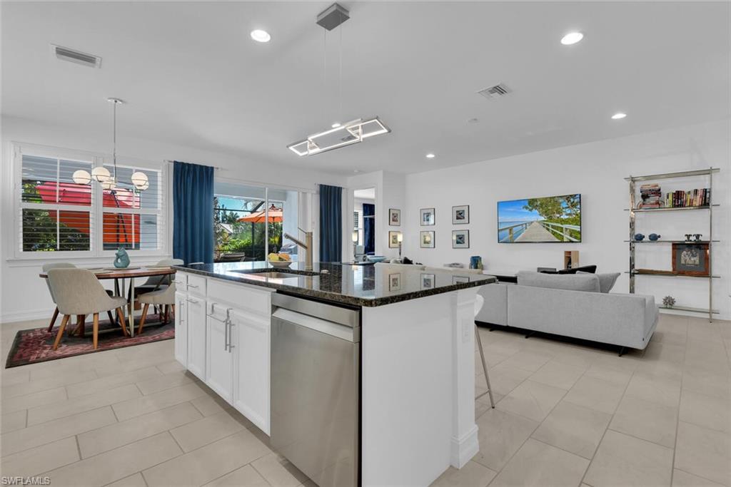 14662 Catamaran Pl Property Photo 8