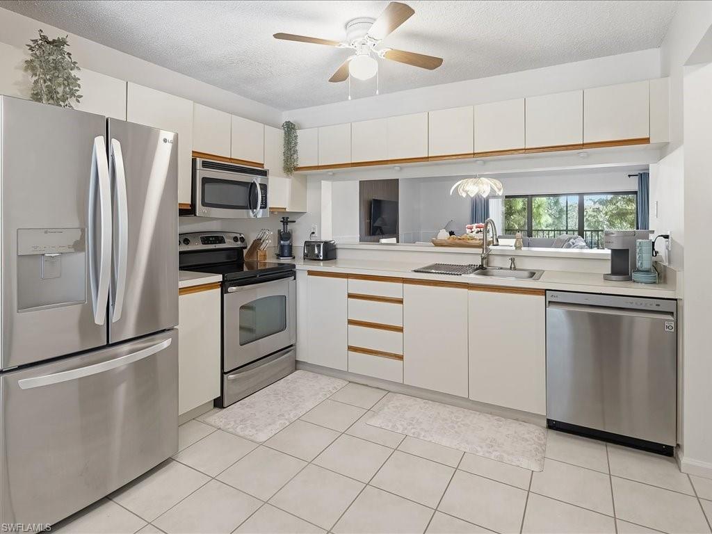 5767 Deauville Cir D305 Property Photo 10