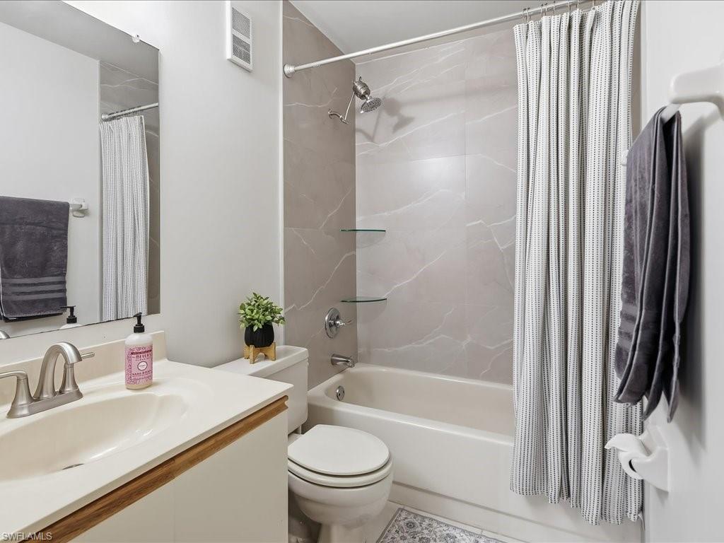5767 Deauville Cir D305 Property Photo 13