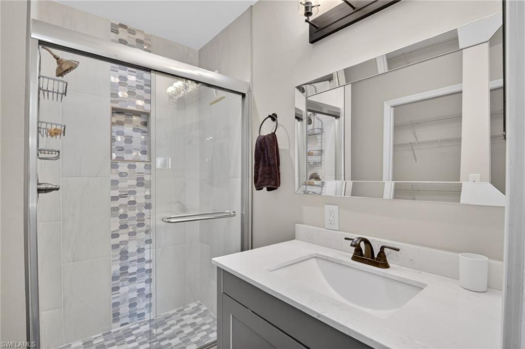 209 Robin Hood Cir 201 Property Photo 10