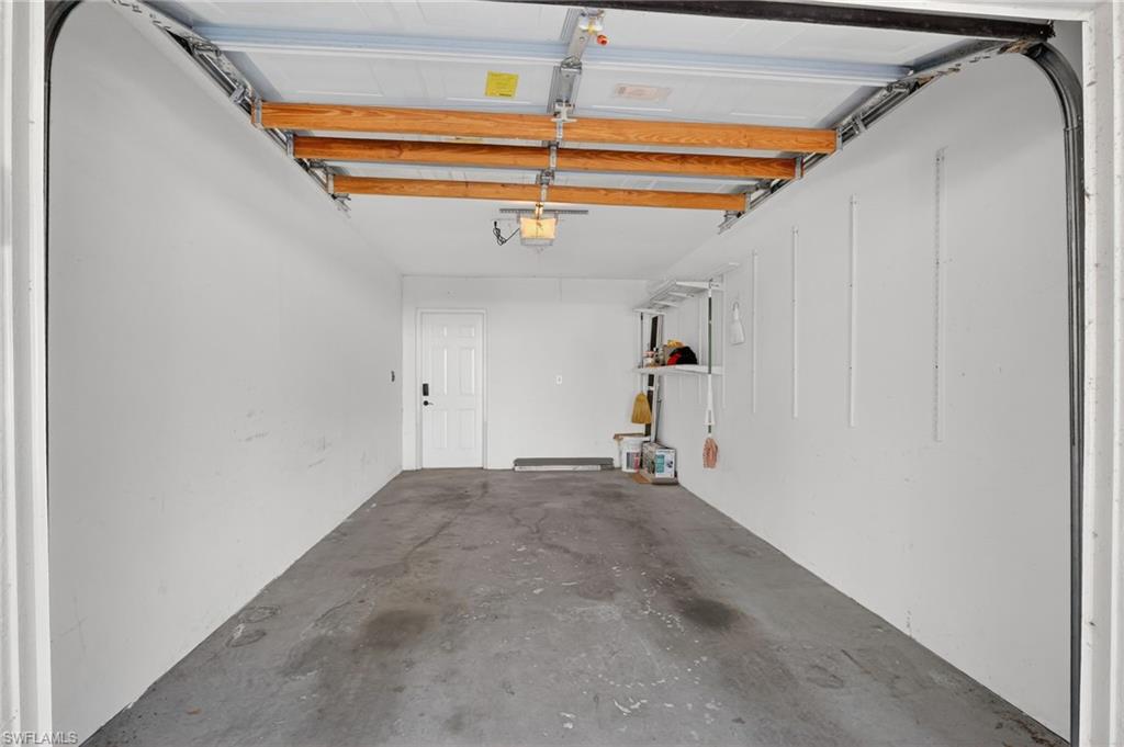 209 Robin Hood Cir 201 Property Photo 17