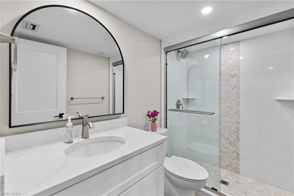 6672 Estero Blvd A108 Property Photo 19