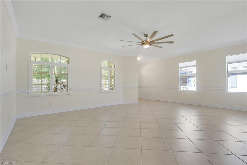 2082 Tobago Cir Property Photo 4