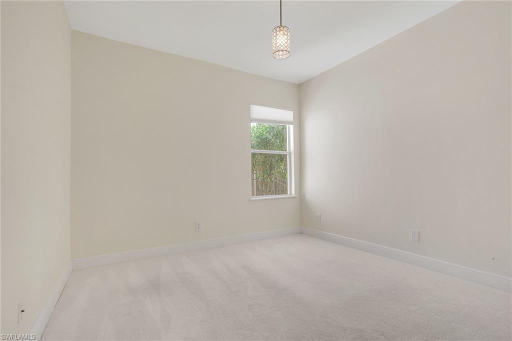 2082 Tobago Cir Property Photo 24