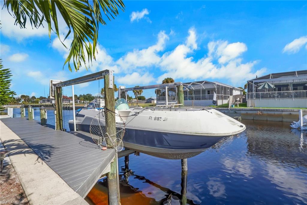 2082 Tobago Cir Property Photo 37
