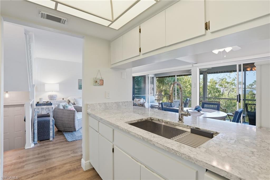 1039 Beach Rd 101 Property Photo 11
