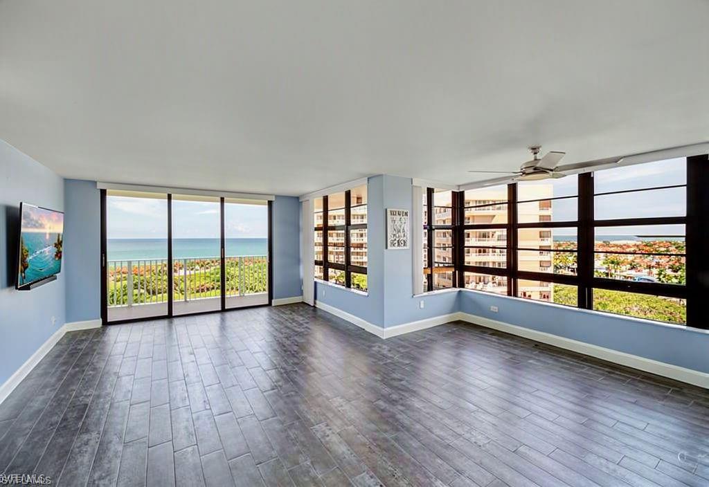 380 Seaview Ct 1703 Property Photo 3