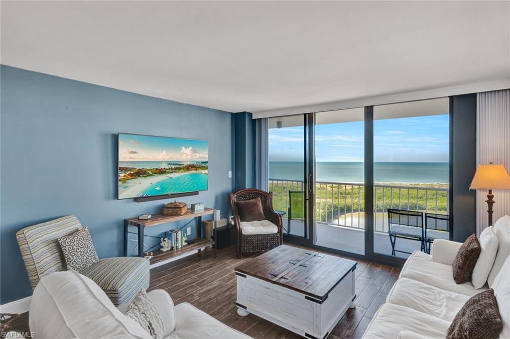 380 Seaview Ct 1703 Property Photo 8
