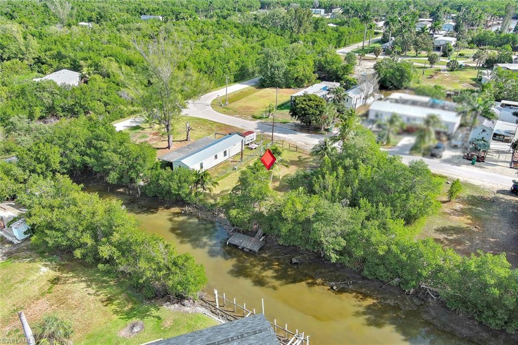 102 Egret Ln Property Photo 6