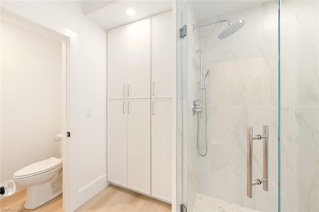 2396 Ravenna Blvd 102 Property Photo 12
