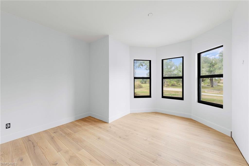 5461 Park Rd Property Photo 25