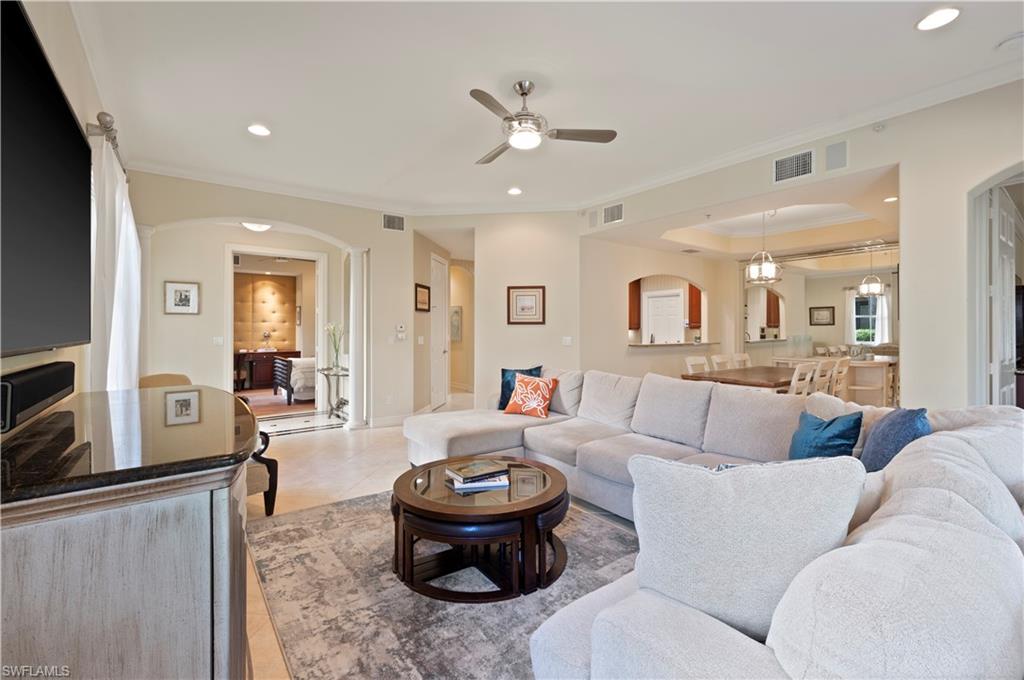 2809 Tiburon Blvd E 2 Property Photo 2