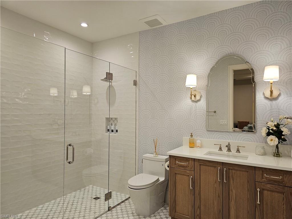 637 Palm Cir W Property Photo 26