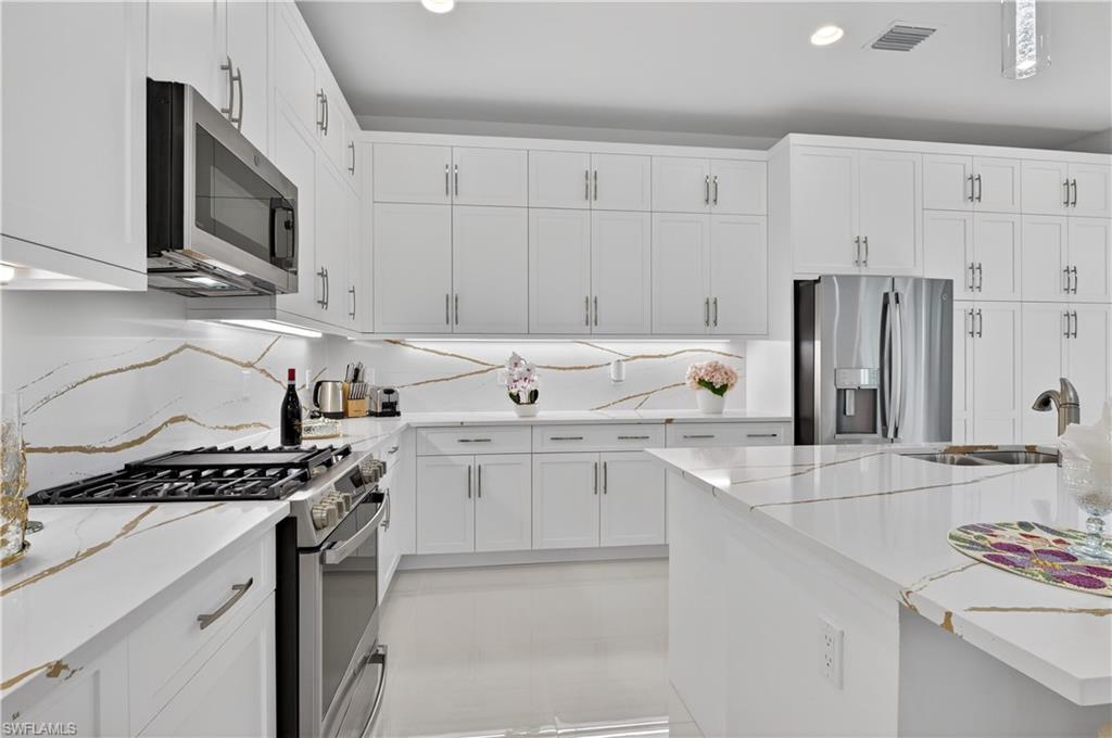 20908 Thistle Leaf Ln Property Photo 14