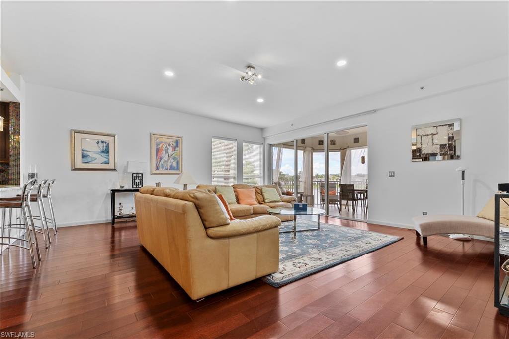 1845 Les Chateaux Blvd 202 Property Photo 17