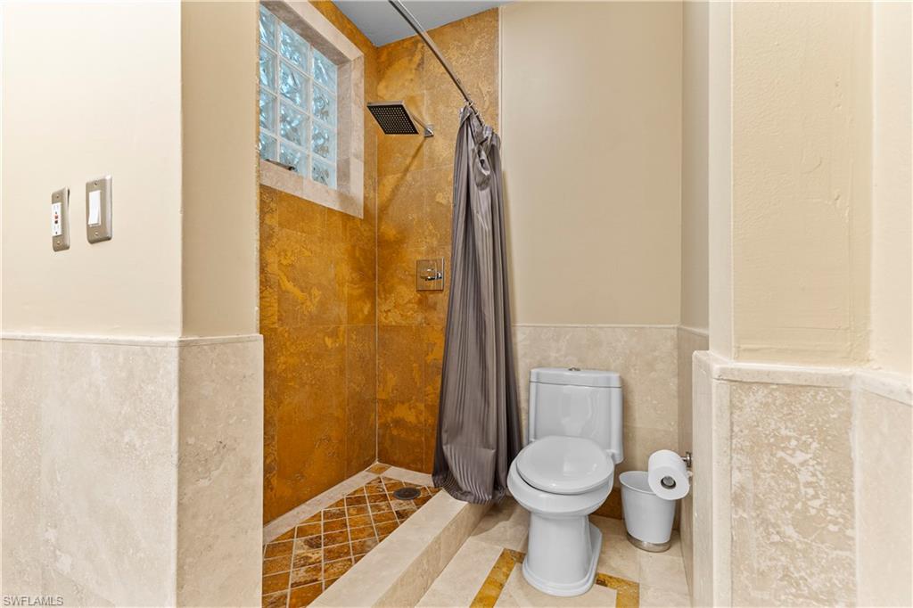 1845 Les Chateaux Blvd 202 Property Photo 28
