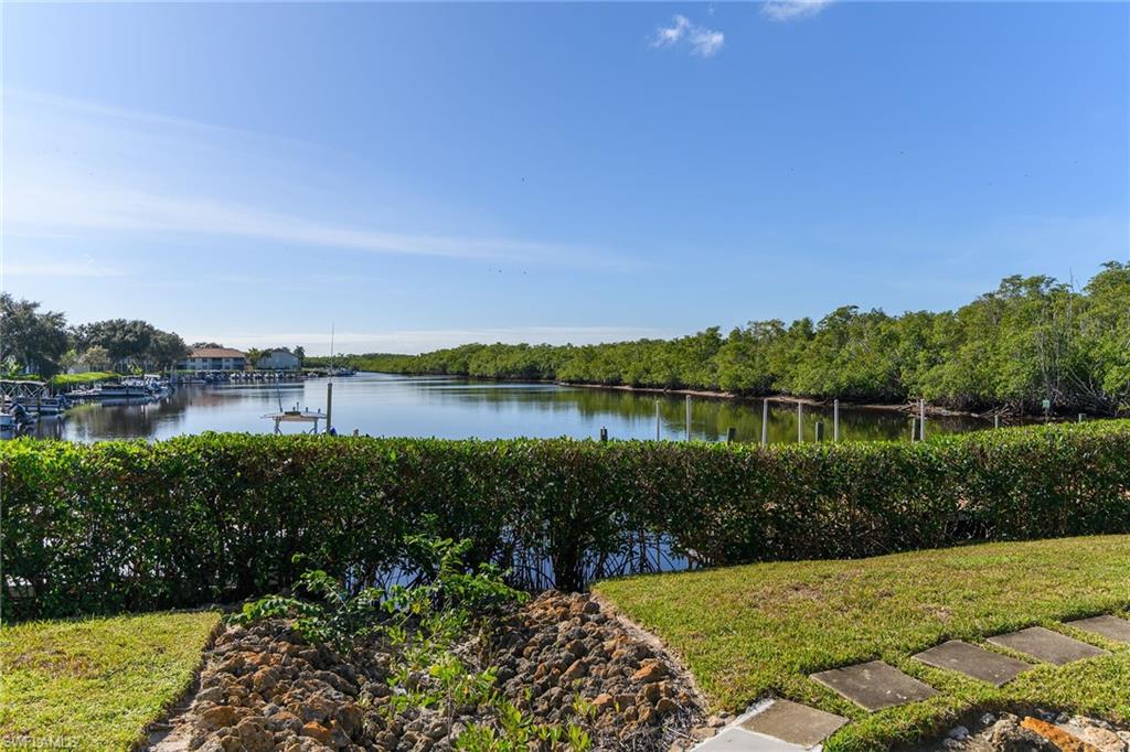 290 Newport Dr 107 Property Photo 28