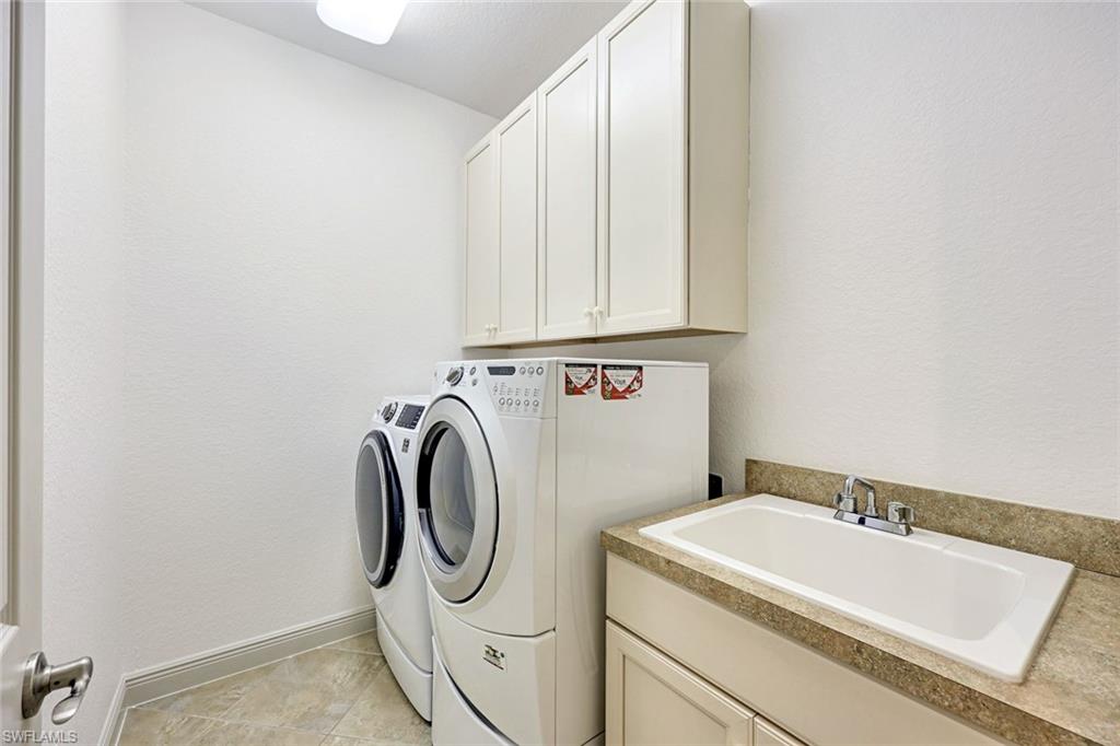 7655 Martino Cir Property Photo 23