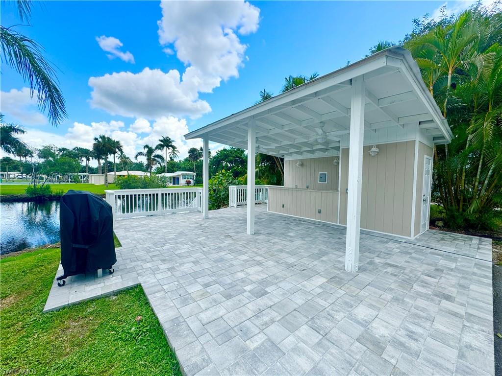 1252 Henderson Creek Dr Property Photo 3
