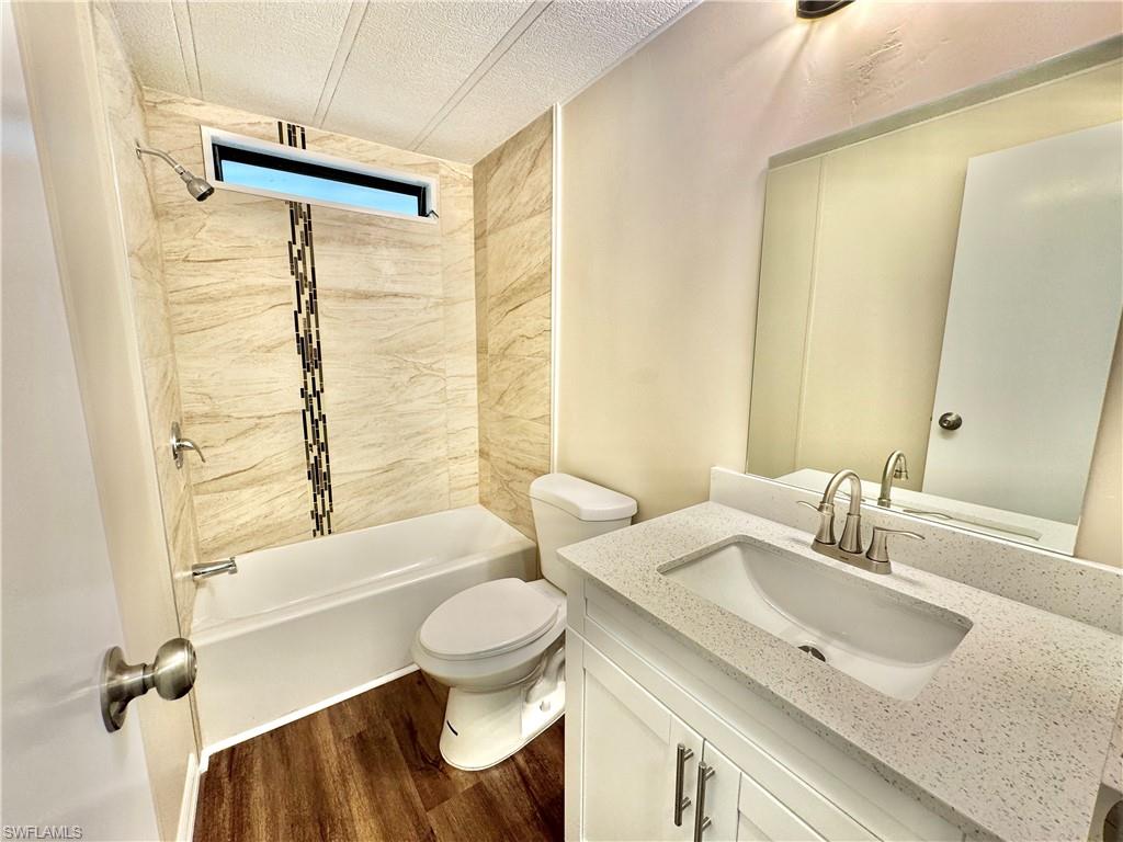 1252 Henderson Creek Dr Property Photo 10