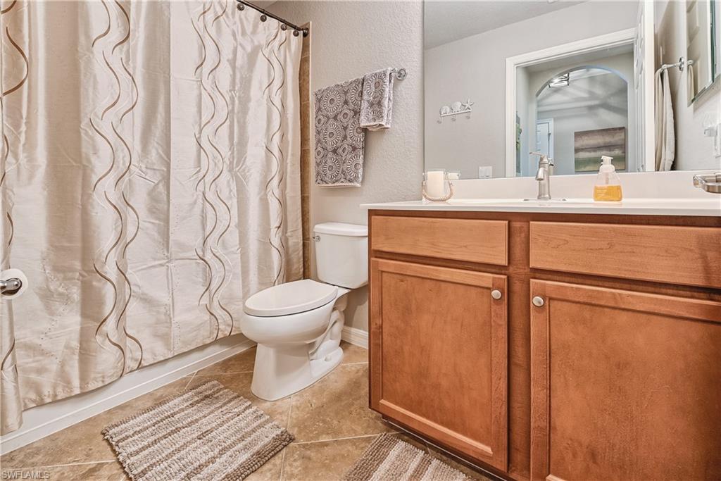 9727 Acqua Ct 423 Property Photo 16