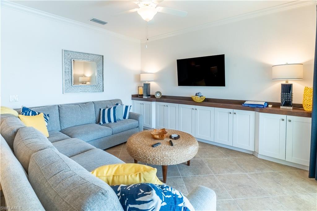 225084293 Property Photo 14
