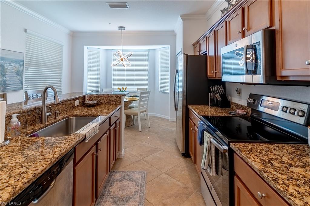 225084293 Property Photo 24